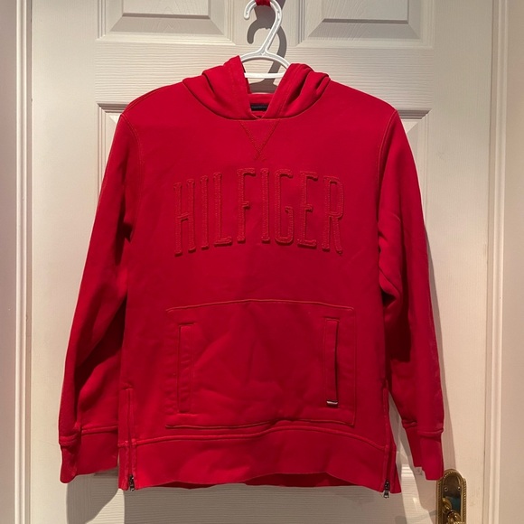 Tommy Hilfiger sweater - Picture 1 of 6